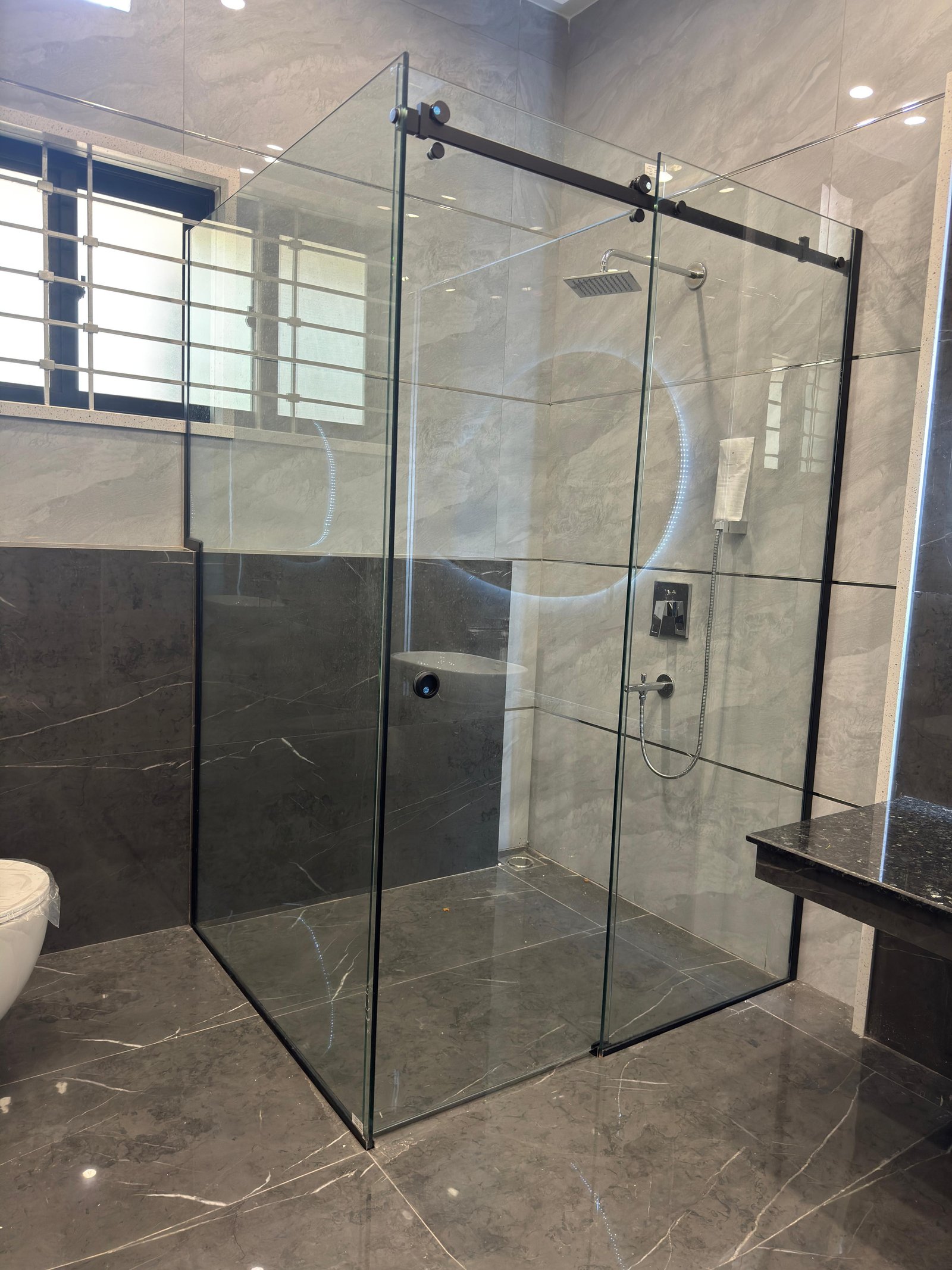 A One Aluminium & Glass Project 10