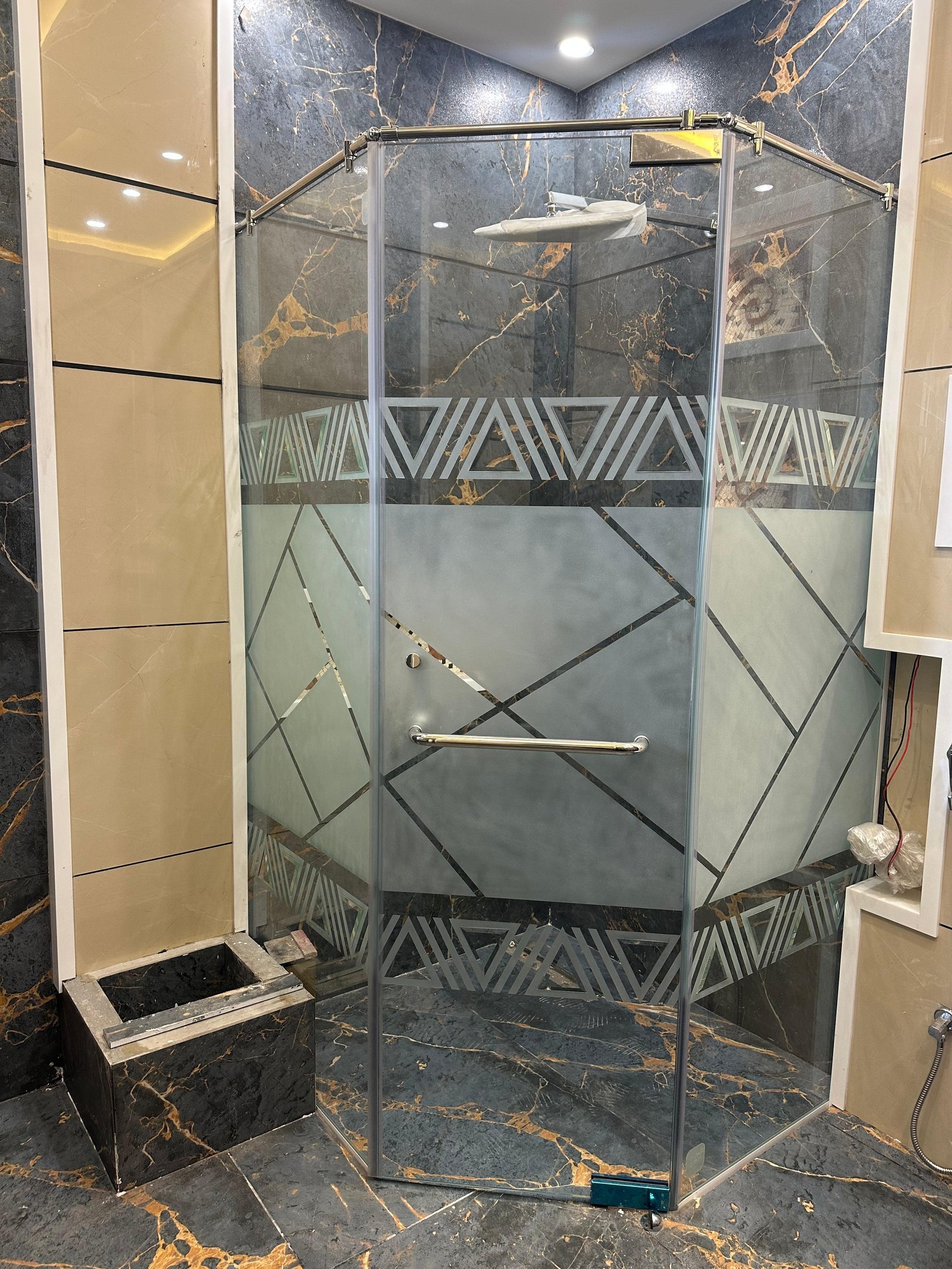 A One Aluminium & Glass Project 24