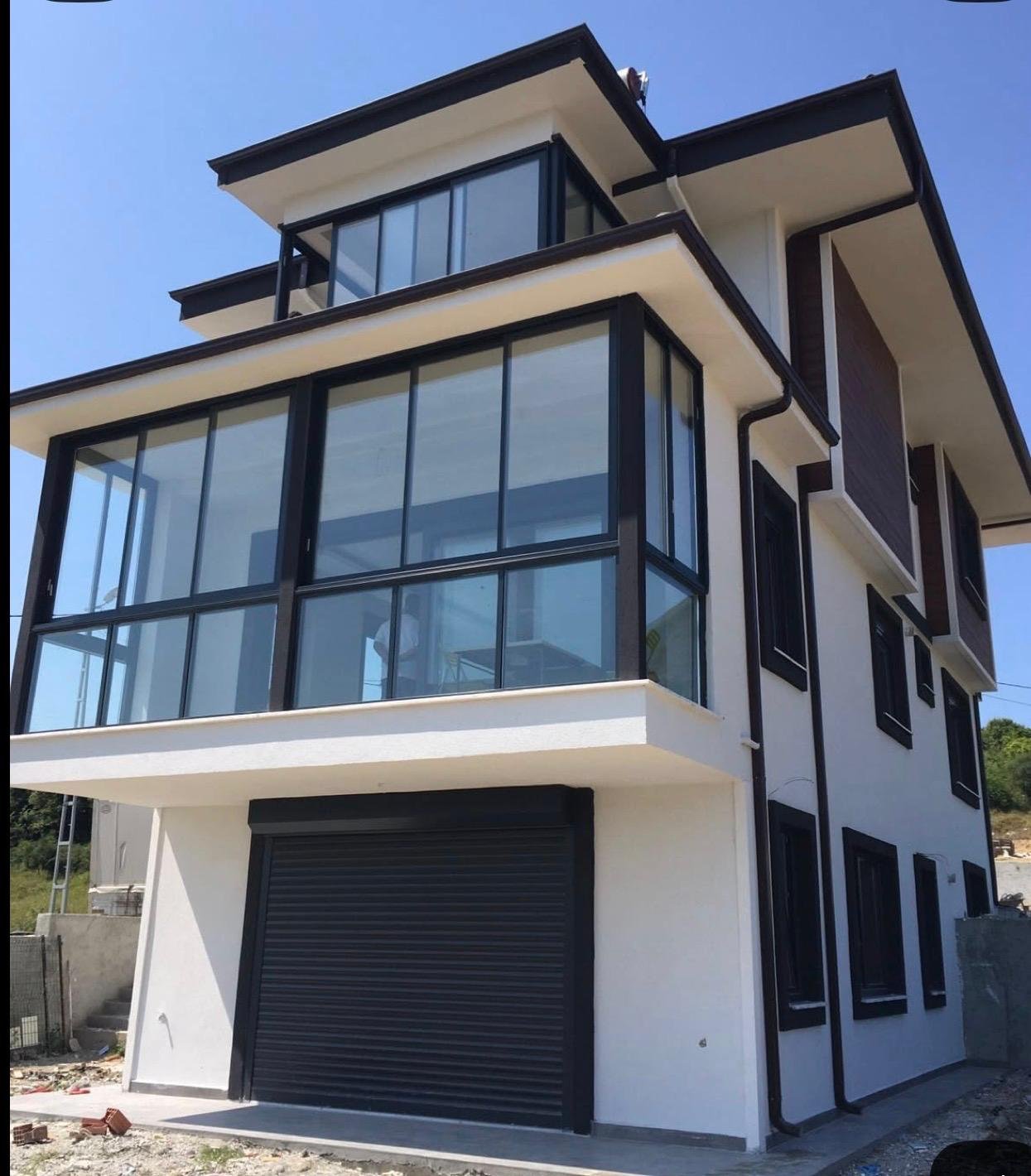 A One Aluminium & Glass Aluminum Windows and Doors Project 18